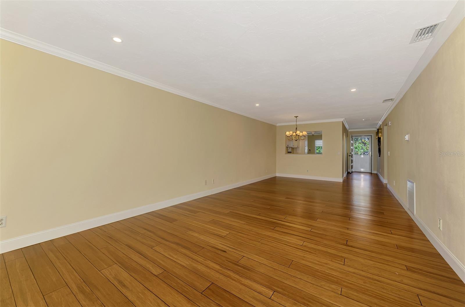 WOODLAND GROVE - Residential