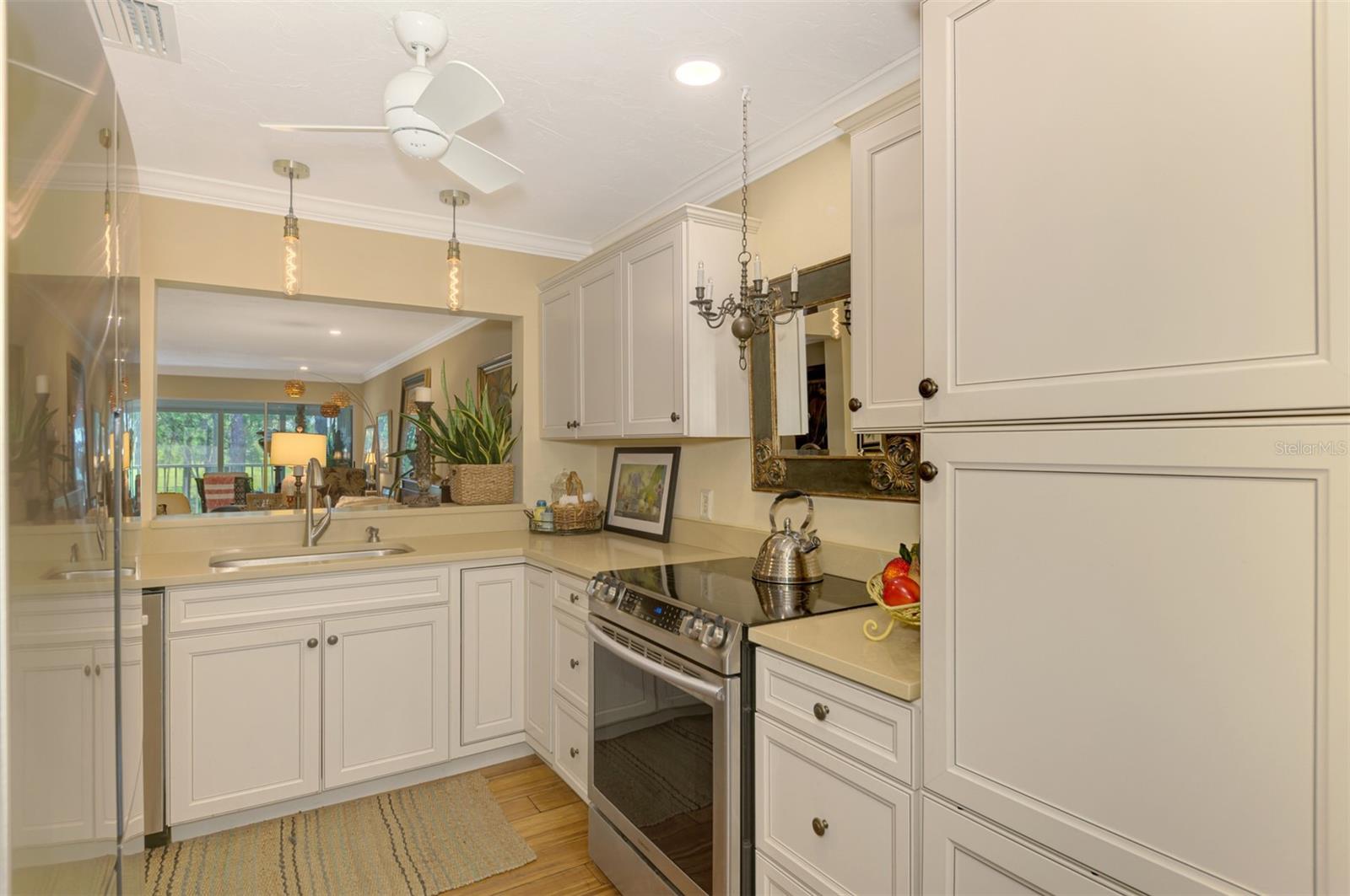 WOODLAND GROVE - Residential