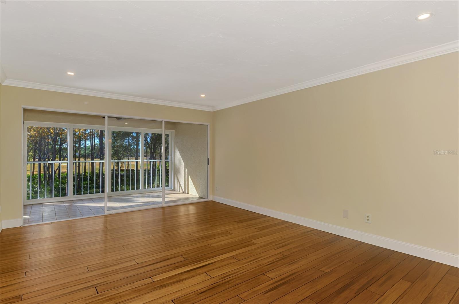 WOODLAND GROVE - Residential