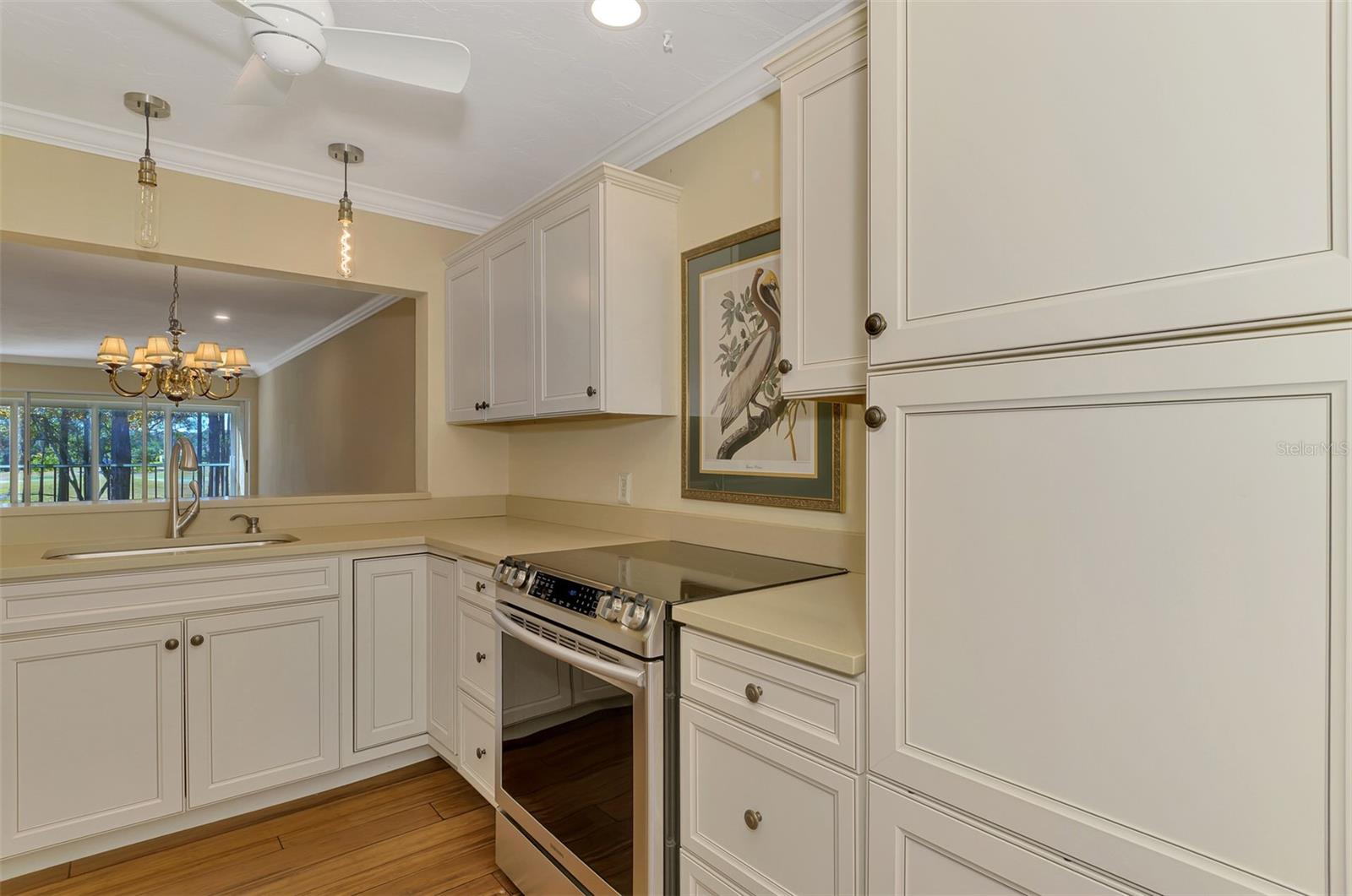 WOODLAND GROVE - Residential