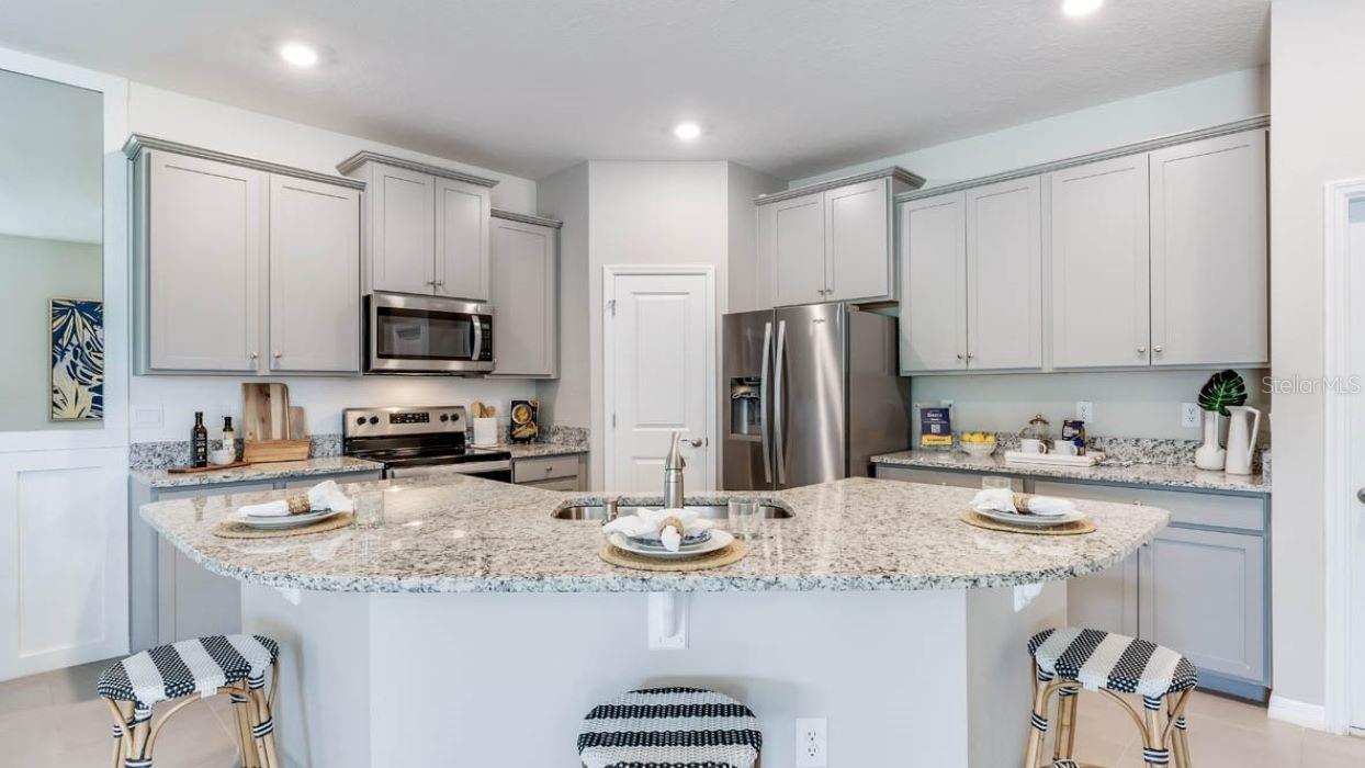 6273 PARMERON LANE