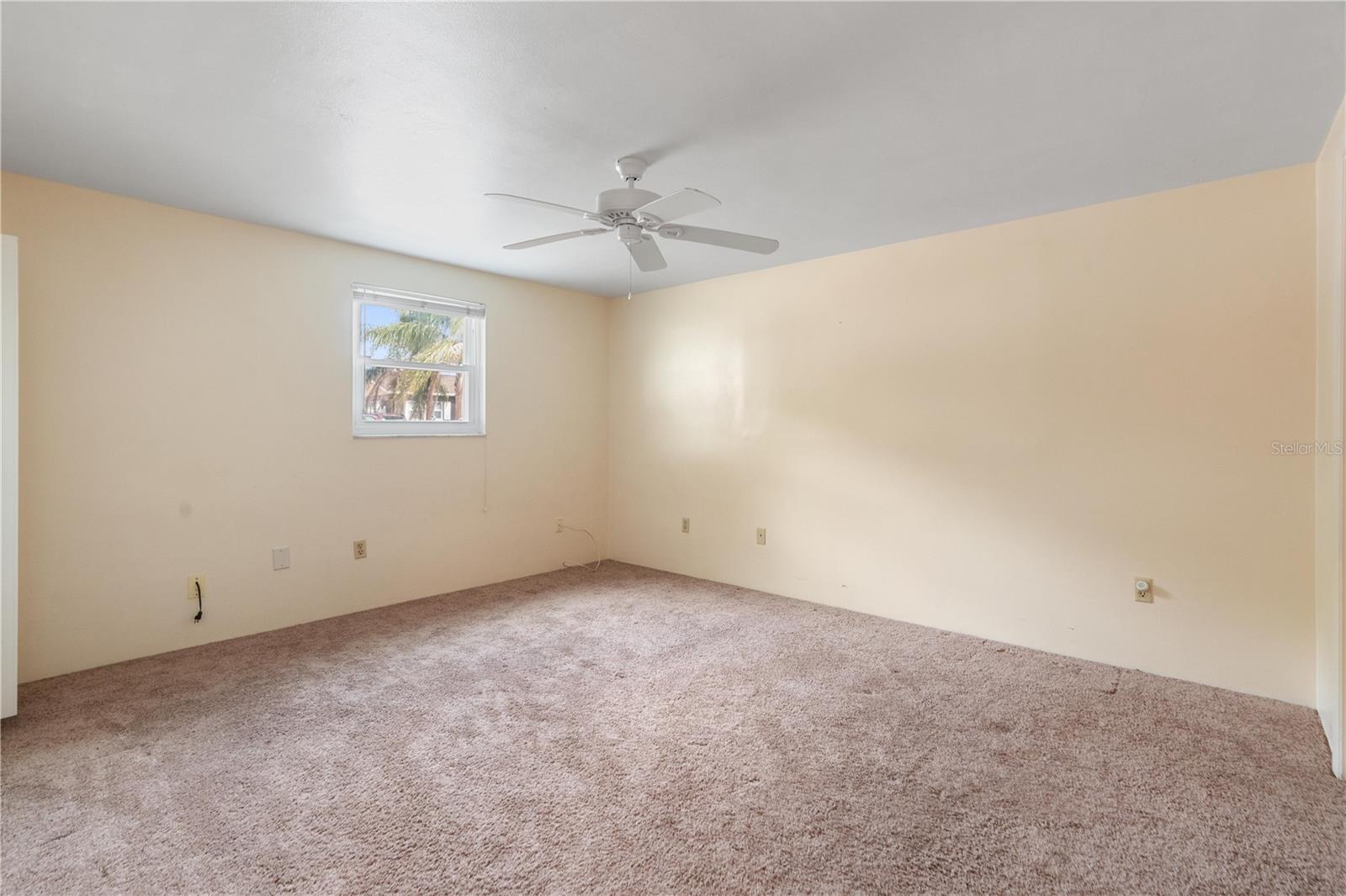 HILLANDALE - Residential