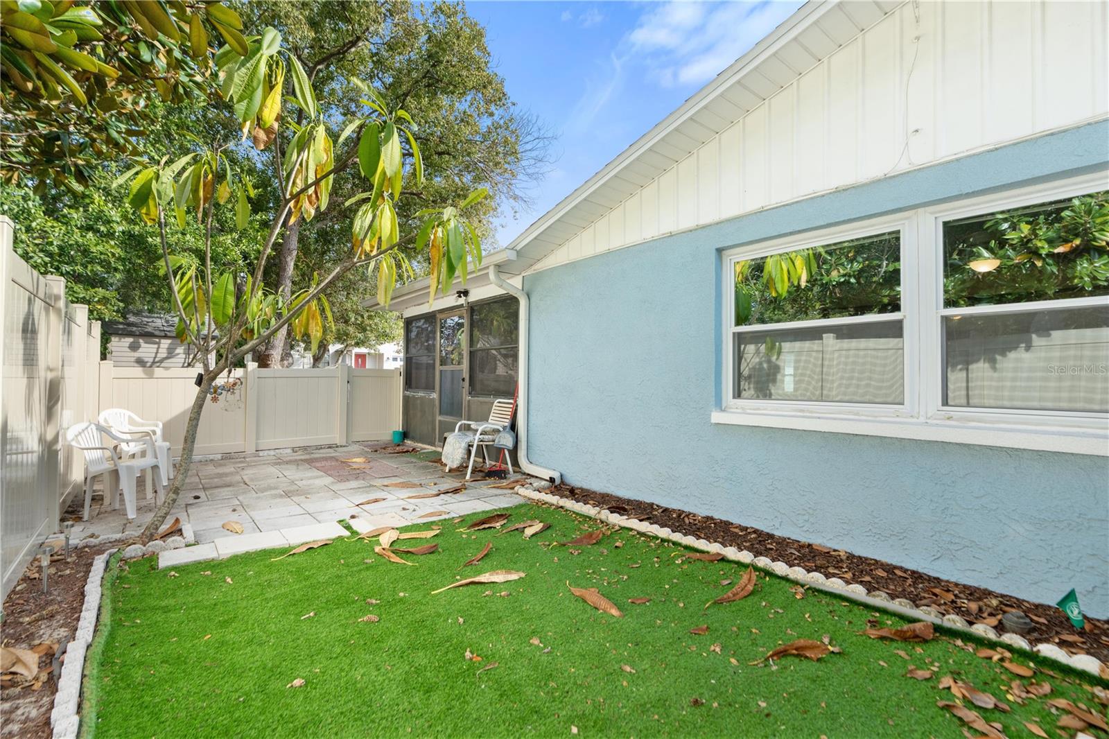 HILLANDALE - Residential