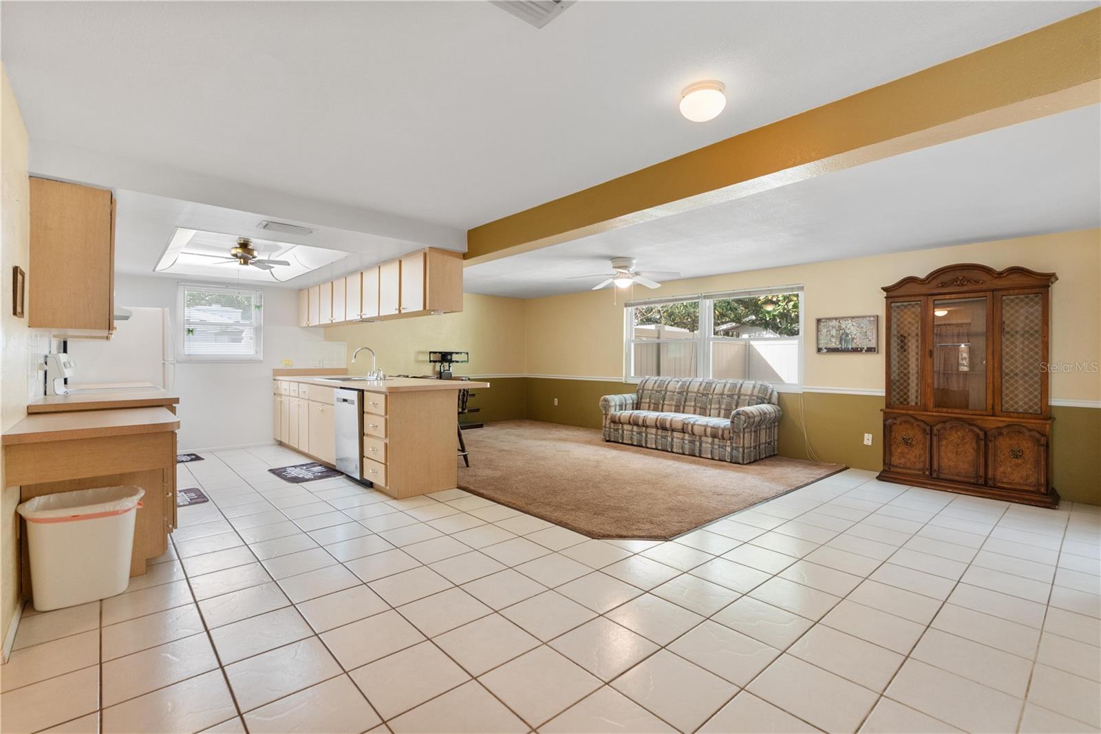 HILLANDALE - Residential