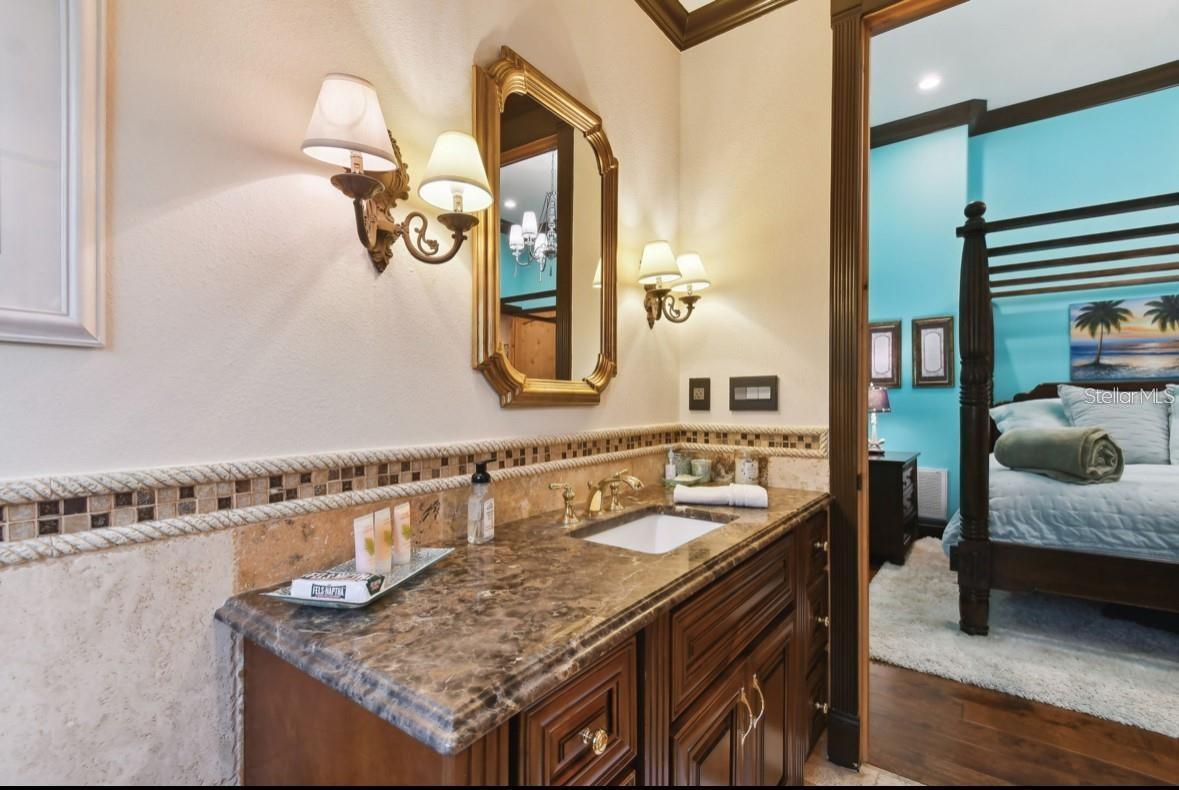 BAYPORT VILLAGE - Residential