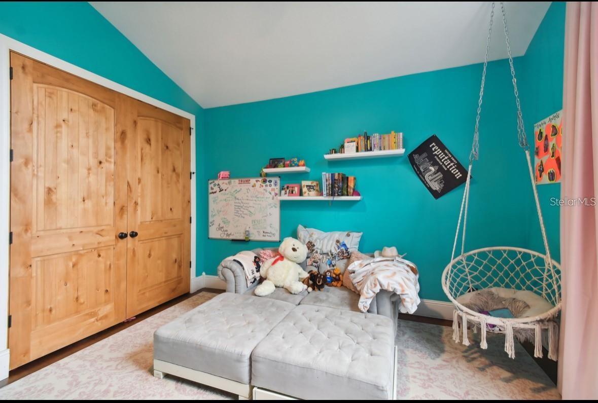 BAYPORT VILLAGE - Residential