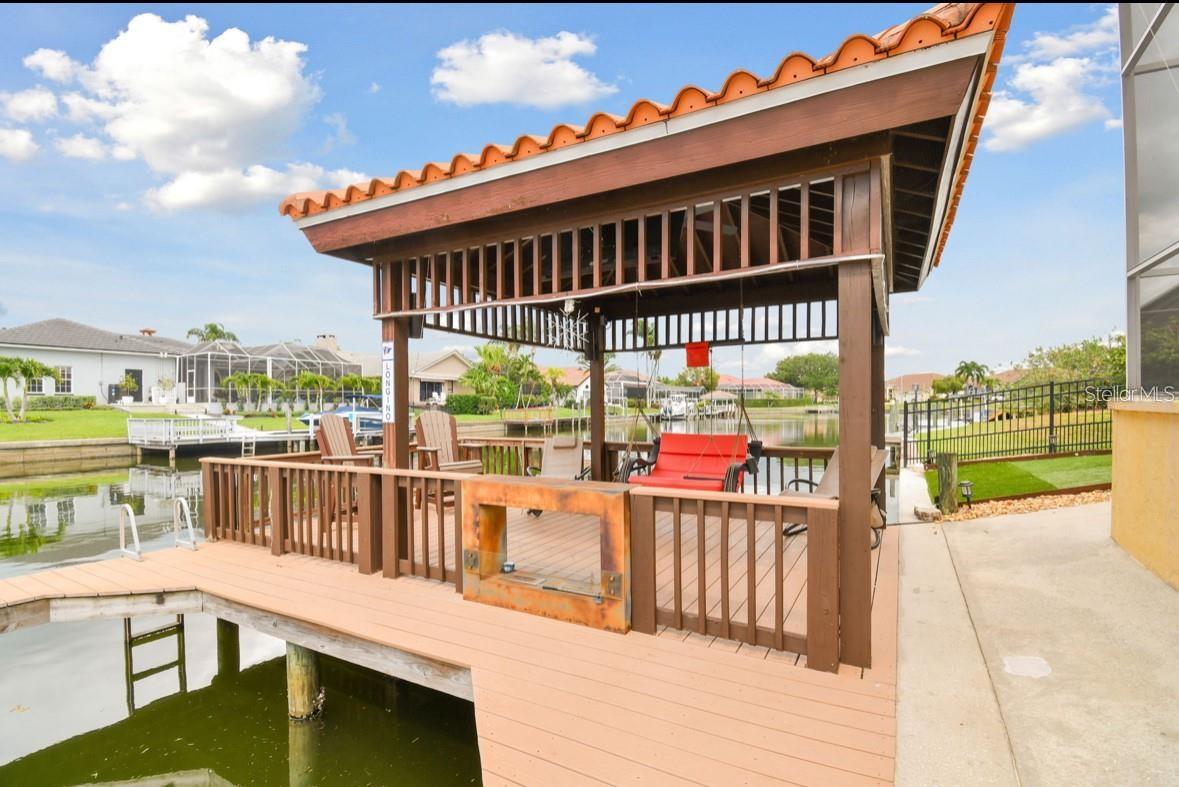 BAYPORT VILLAGE - Residential