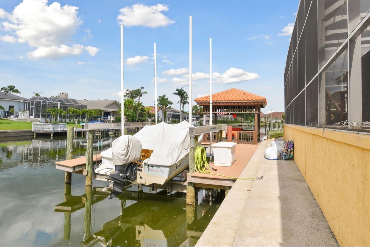 BAYPORT VILLAGE - Residential