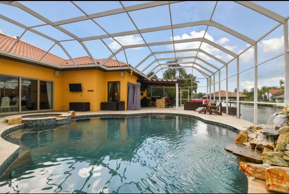 BAYPORT VILLAGE - Residential