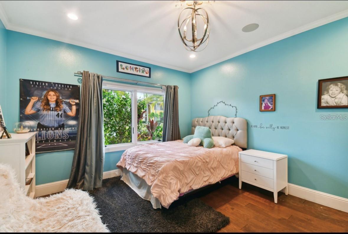 BAYPORT VILLAGE - Residential