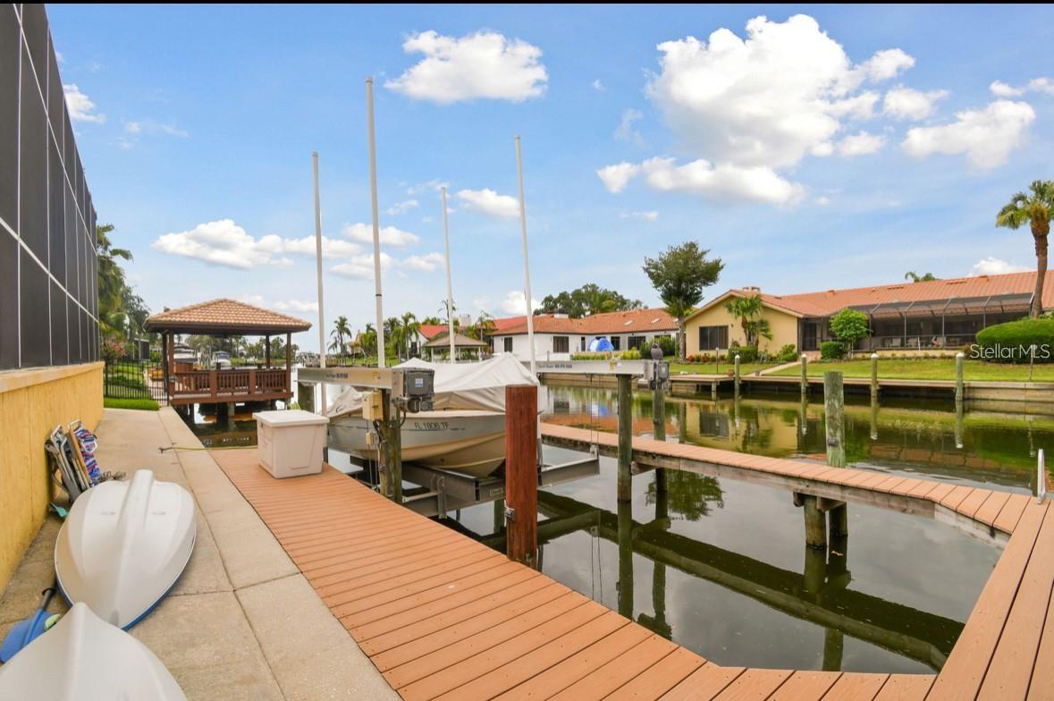 BAYPORT VILLAGE - Residential