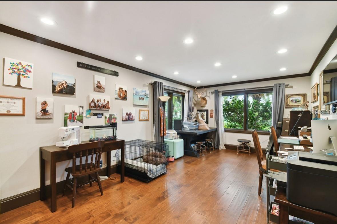 BAYPORT VILLAGE - Residential