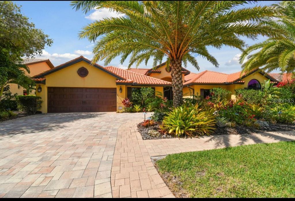 Photo of 9805 Compass Point Way, Tampa, FL 33615 (MLS # TB8465679)