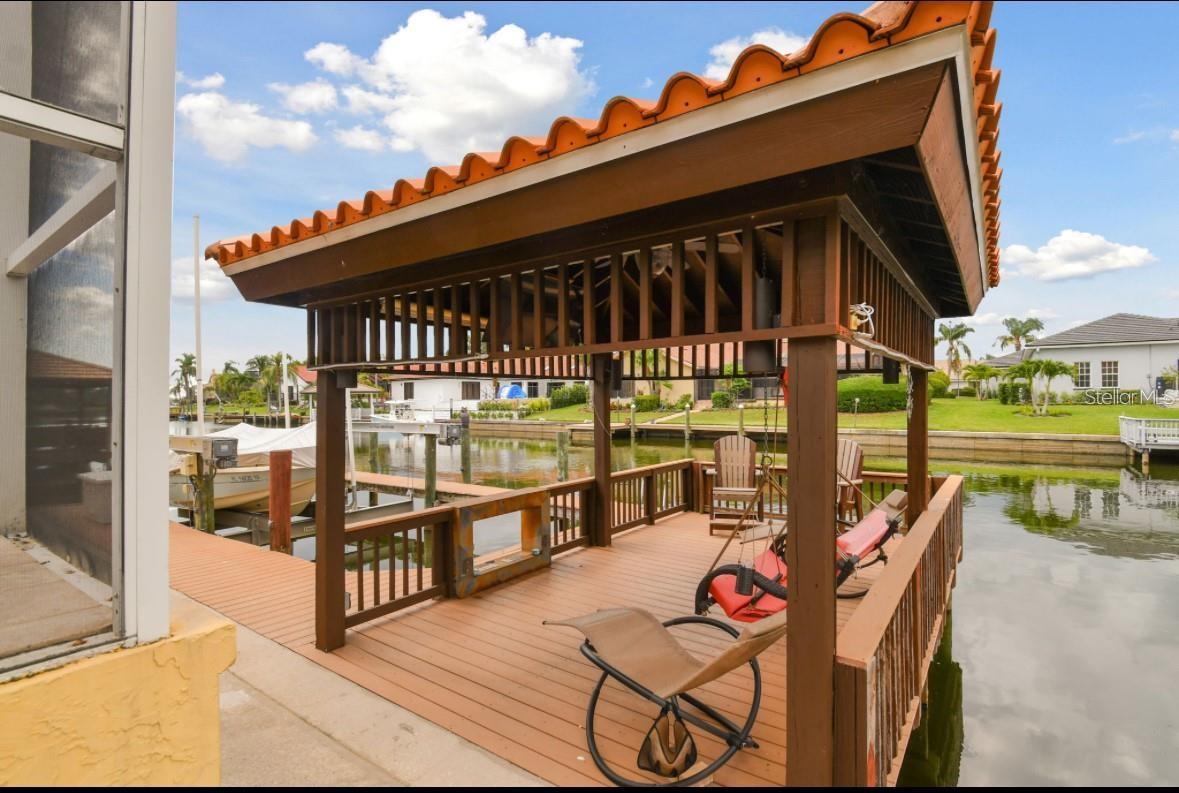 BAYPORT VILLAGE - Residential