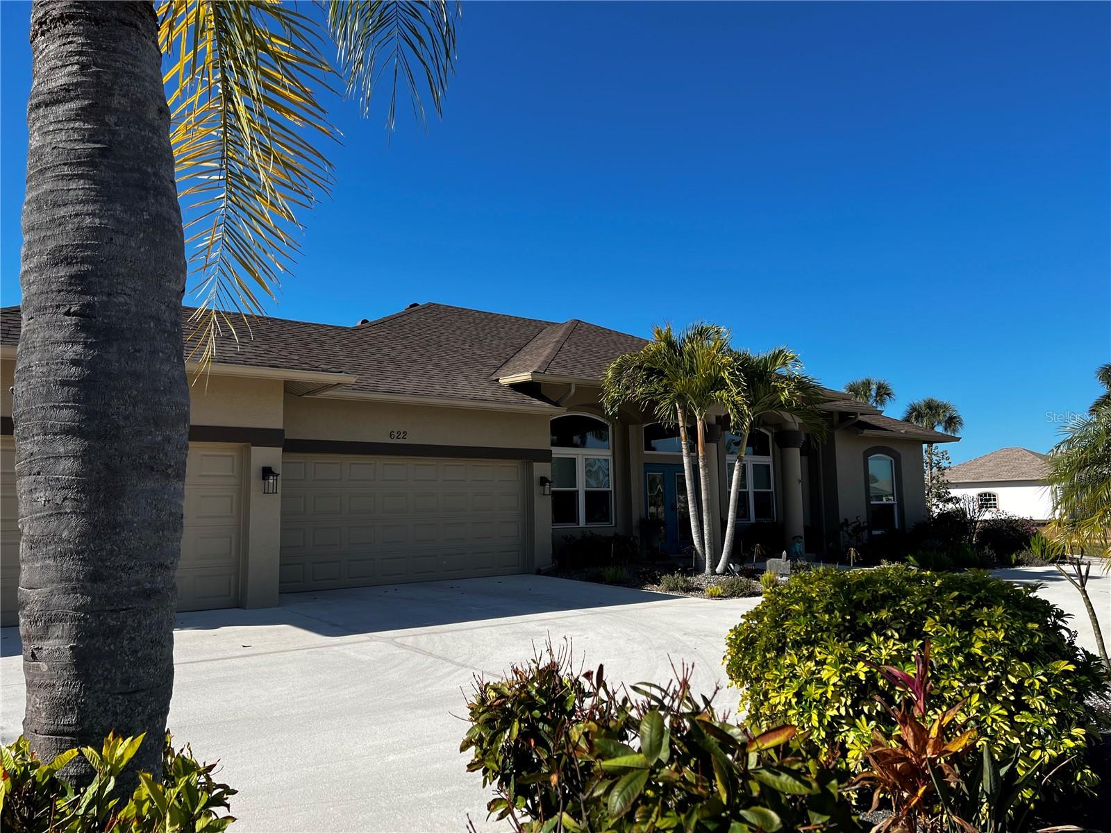 ROTONDA WEST BROADMOOR - Residential