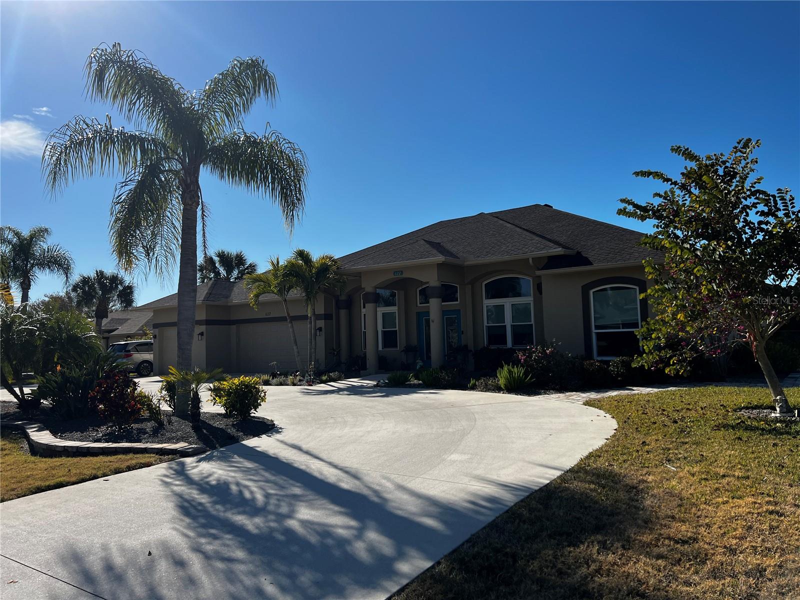 ROTONDA WEST BROADMOOR - Residential