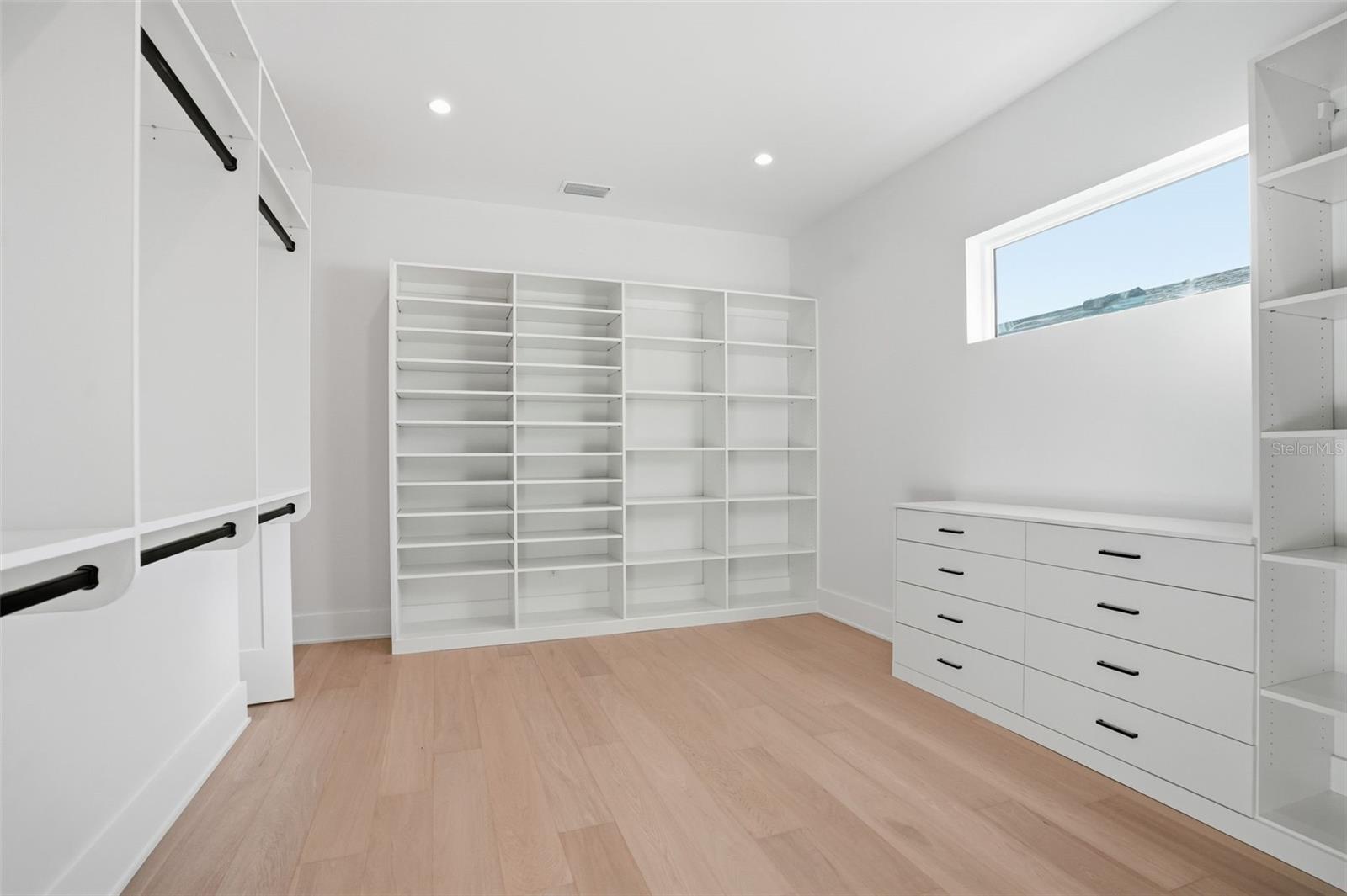 MINNEOLA - Residential