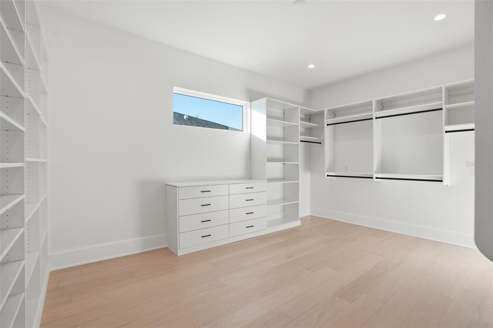 MINNEOLA - Residential