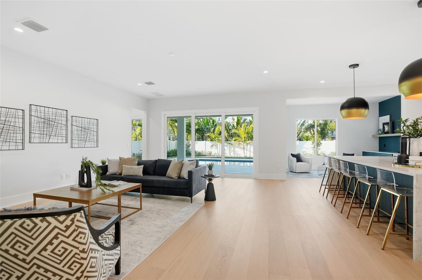 MINNEOLA - Residential