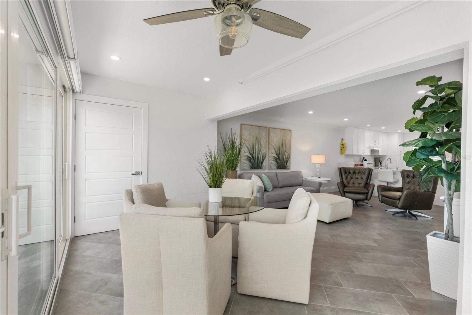 LONGBOAT HARBOUR - Residential