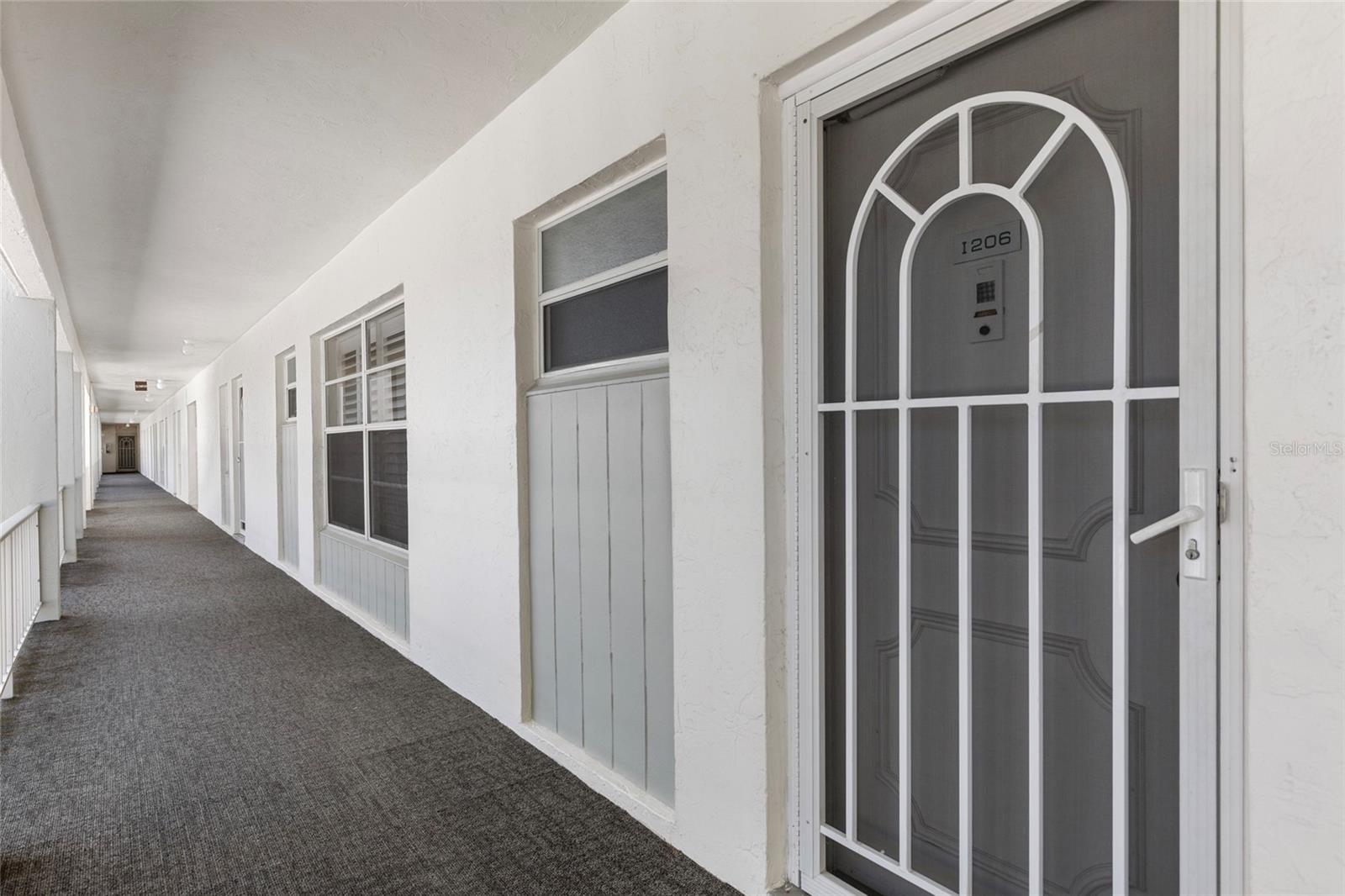 LONGBOAT HARBOUR - Residential