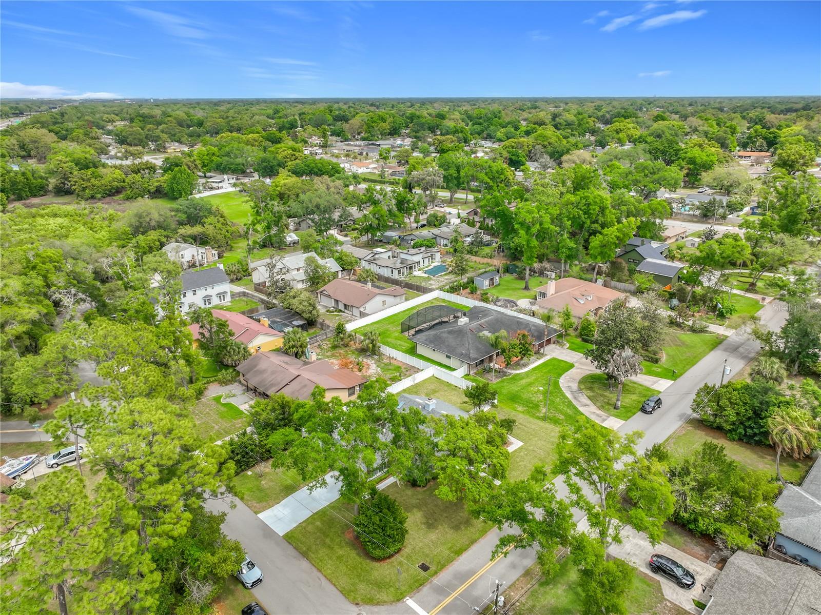SANLANDO SPGS LAKE OAKS SEC - Residential