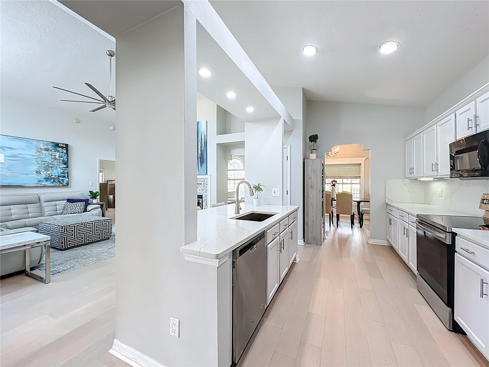 SANLANDO SPGS LAKE OAKS SEC - Residential