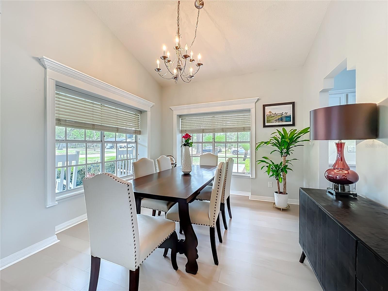 SANLANDO SPGS LAKE OAKS SEC - Residential