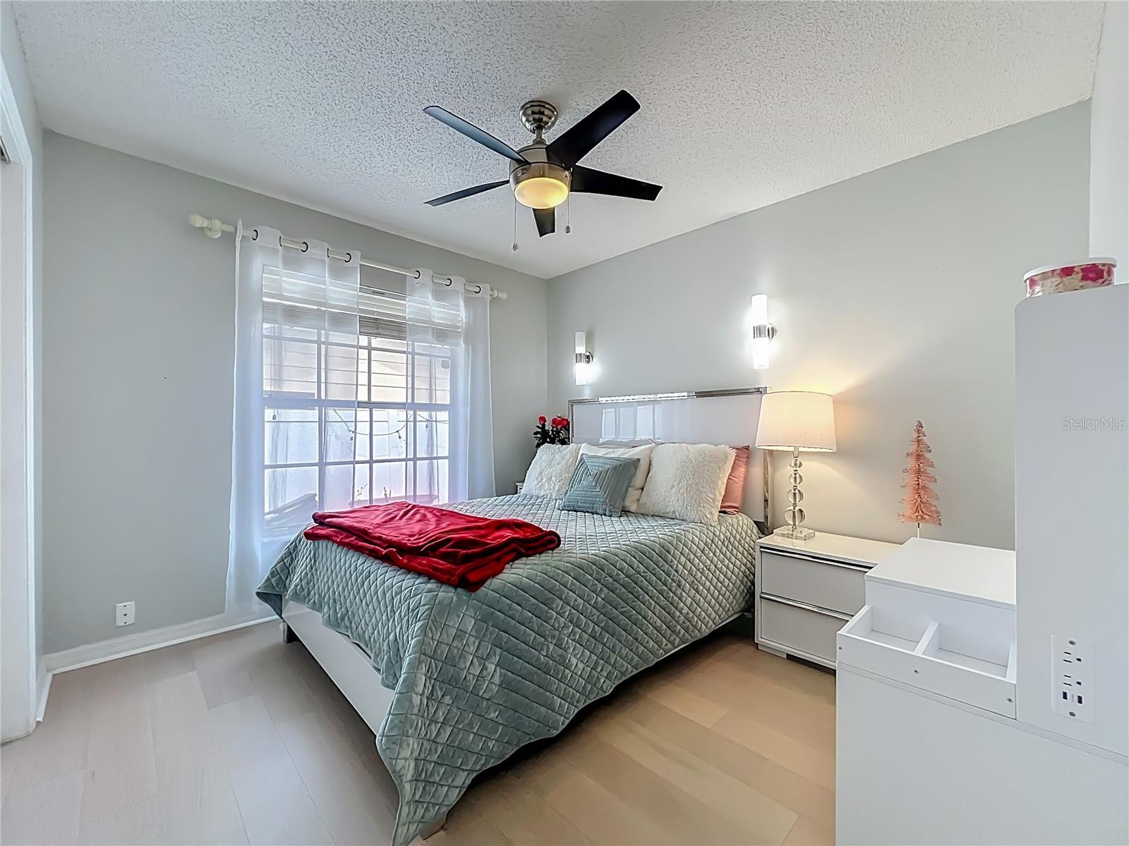 SANLANDO SPGS LAKE OAKS SEC - Residential