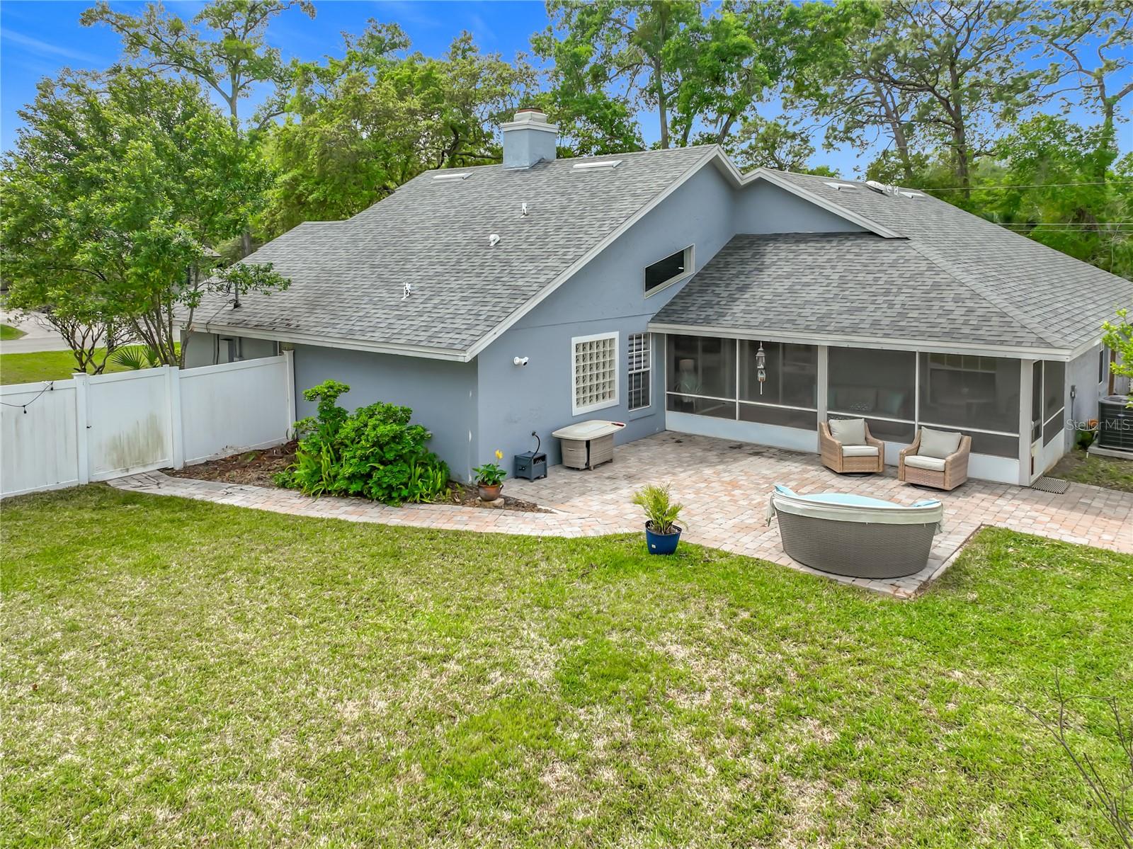 SANLANDO SPGS LAKE OAKS SEC - Residential