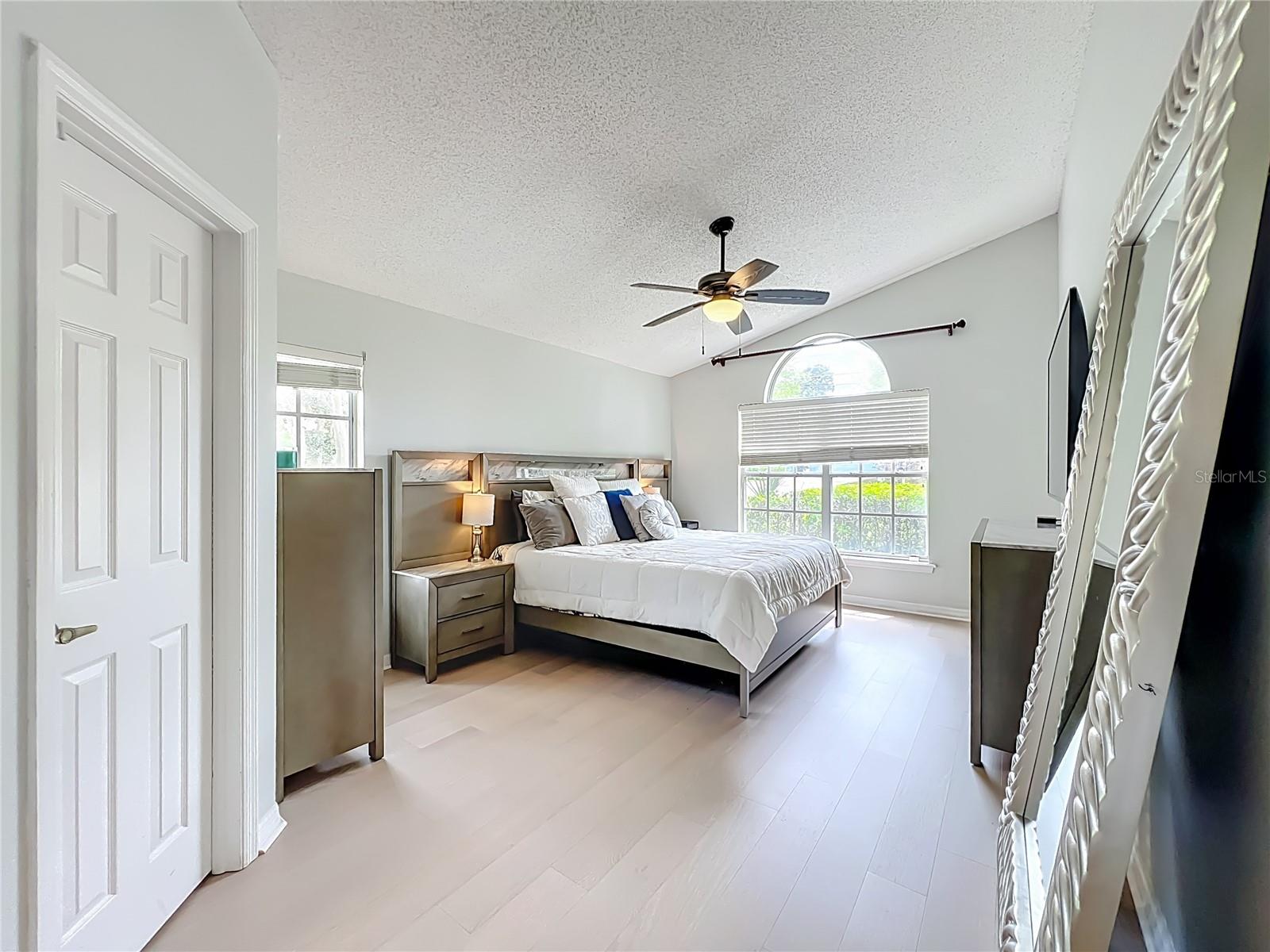 SANLANDO SPGS LAKE OAKS SEC - Residential