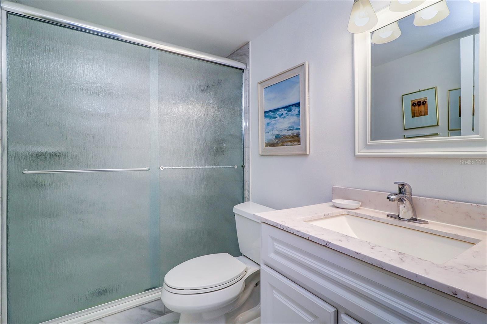 BAY SHORES YACHT & TENNIS CLUB - Residential