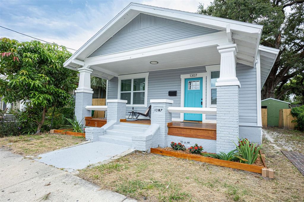 Photo of 1307 E 20th Avenue, Tampa, FL 33605 (MLS # TB8449240)