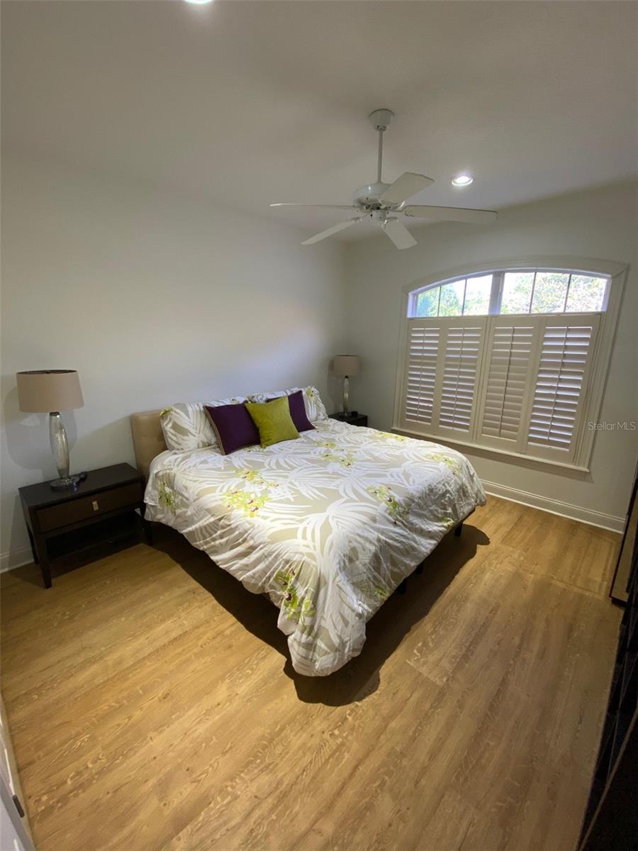 WOODBRIDGE ON GREEN - Residential