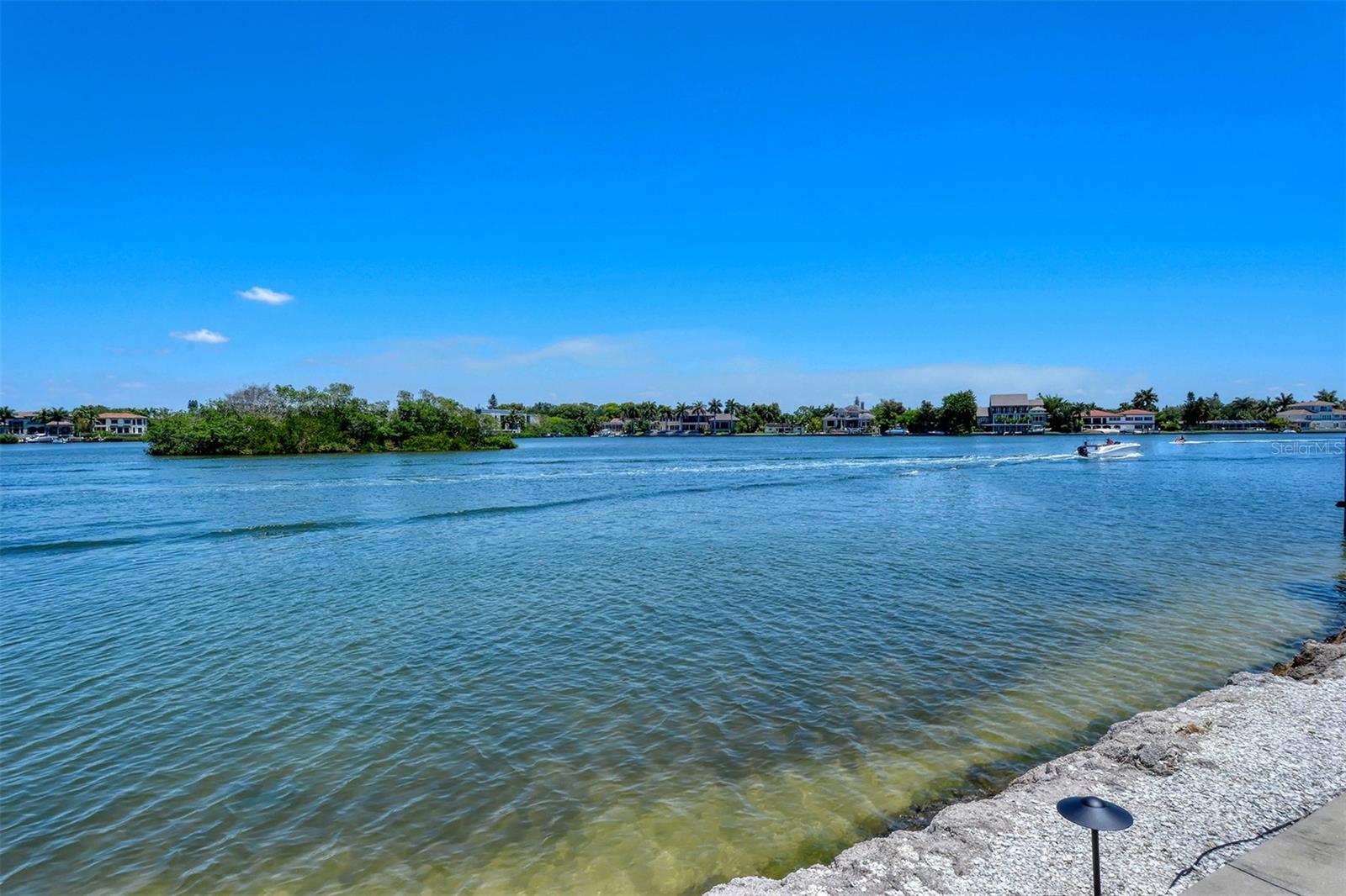 SIESTA HARBOR I - Residential Lease