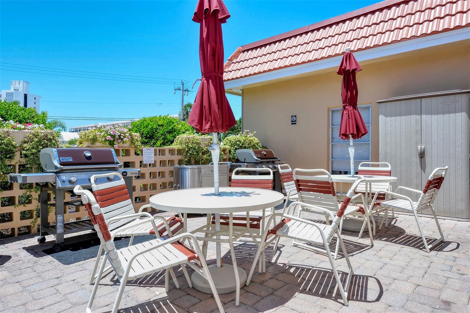 SIESTA HARBOR I - Residential Lease