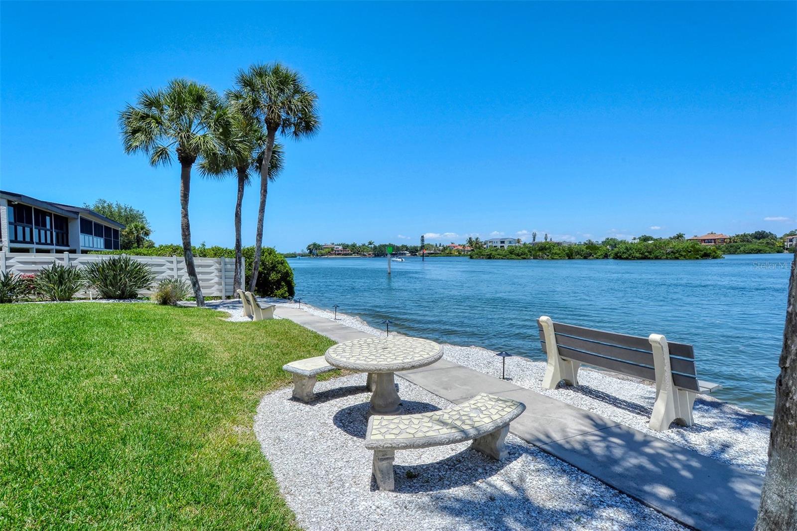 SIESTA HARBOR I - Residential Lease