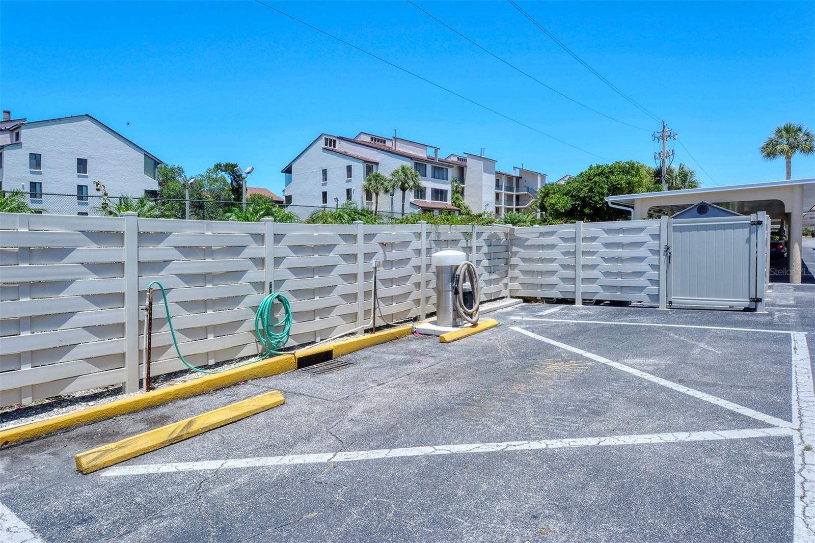 SIESTA HARBOR I - Residential Lease