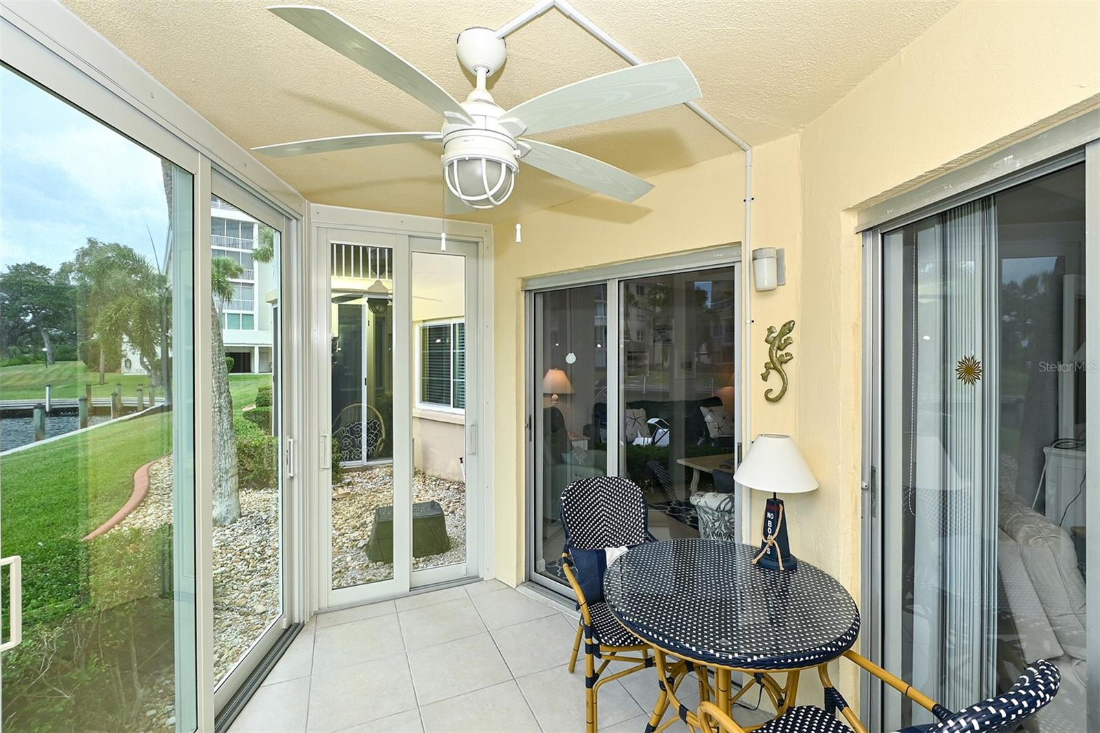 SIESTA HARBOR I - Residential Lease