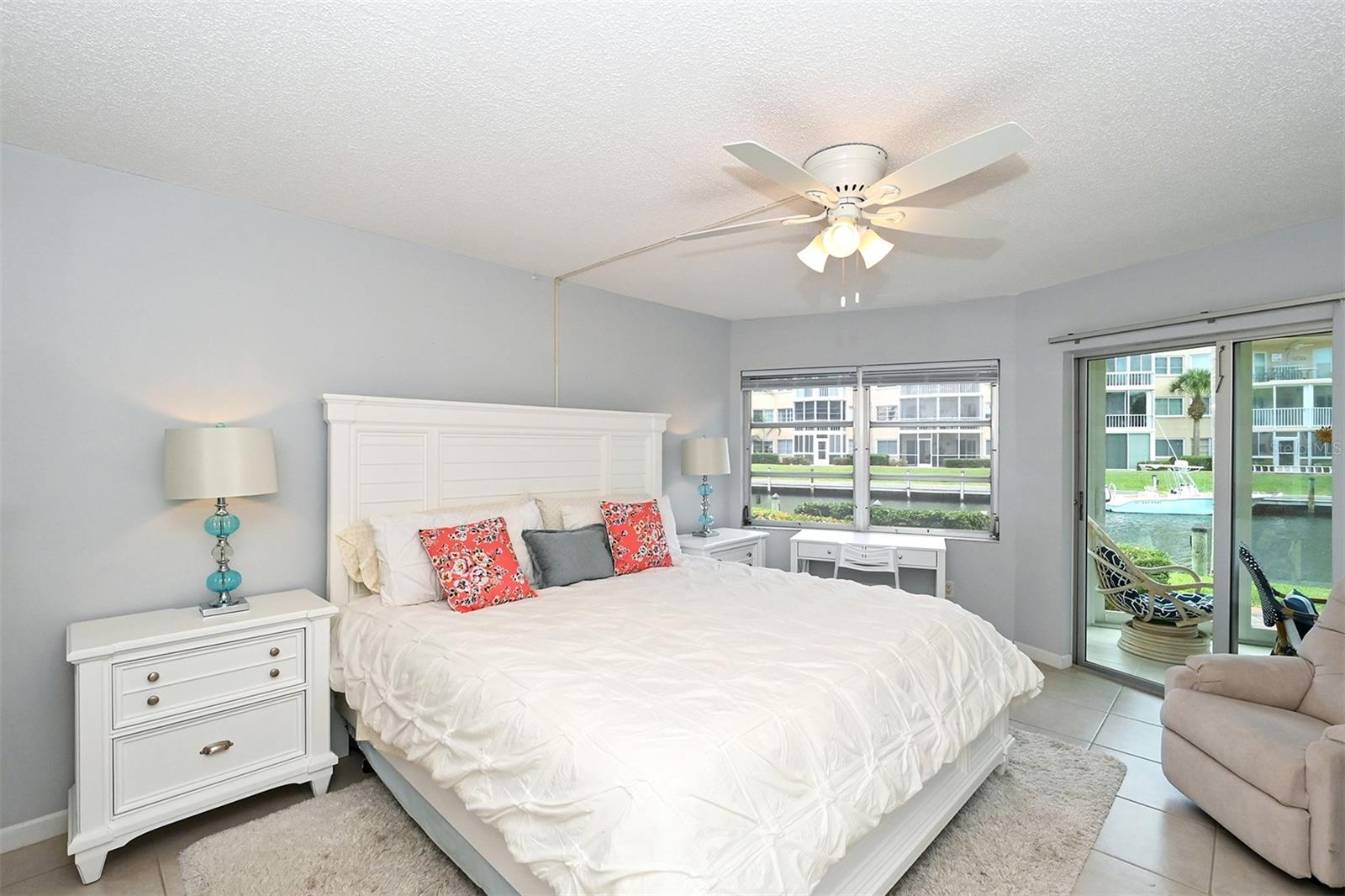 SIESTA HARBOR I - Residential Lease