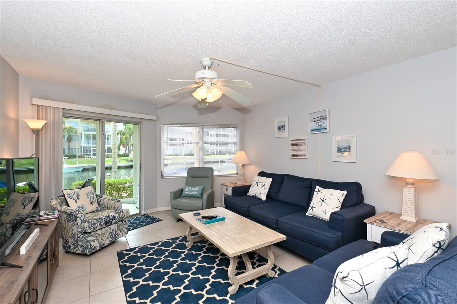 SIESTA HARBOR I - Residential Lease