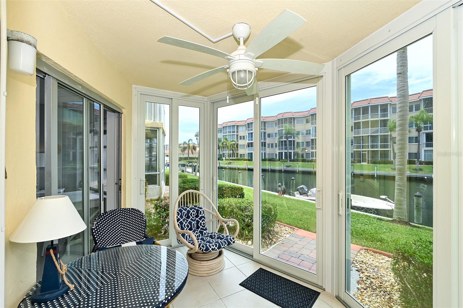 SIESTA HARBOR I - Residential Lease