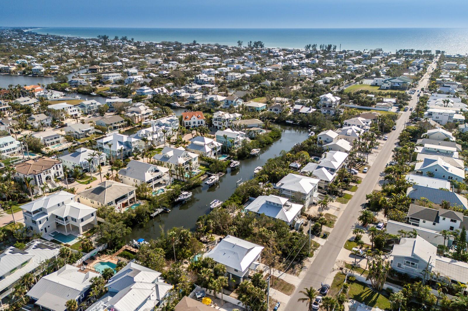 LARDAS UNIT THREE - Residential