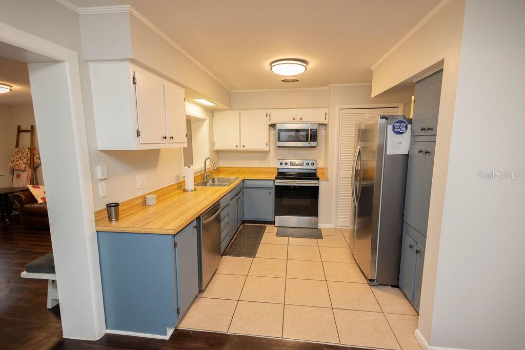 MELTONS SUB - Residential