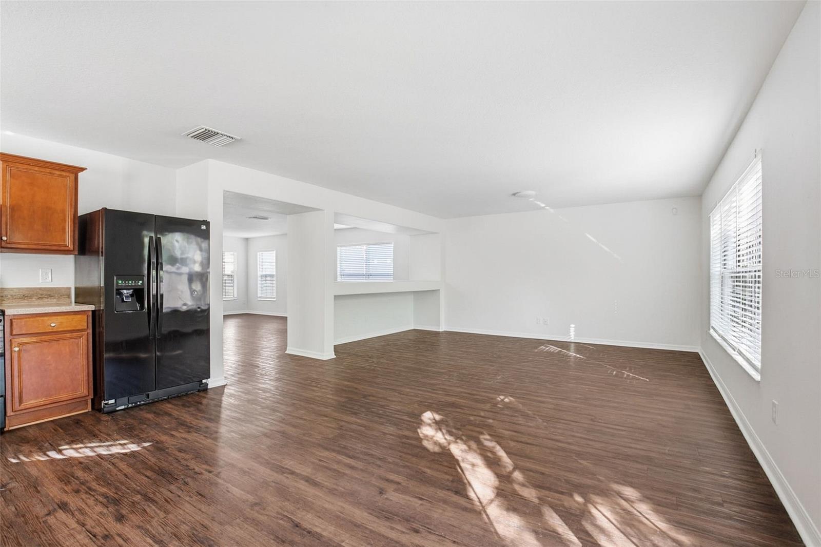 MAGNOLIA TRAILS - Residential