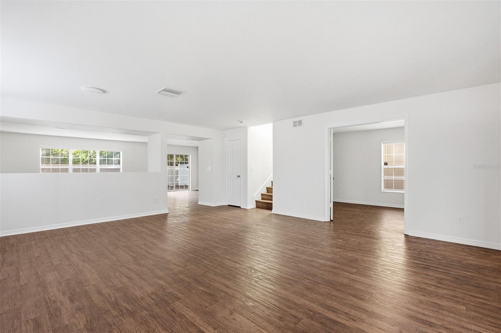 MAGNOLIA TRAILS - Residential