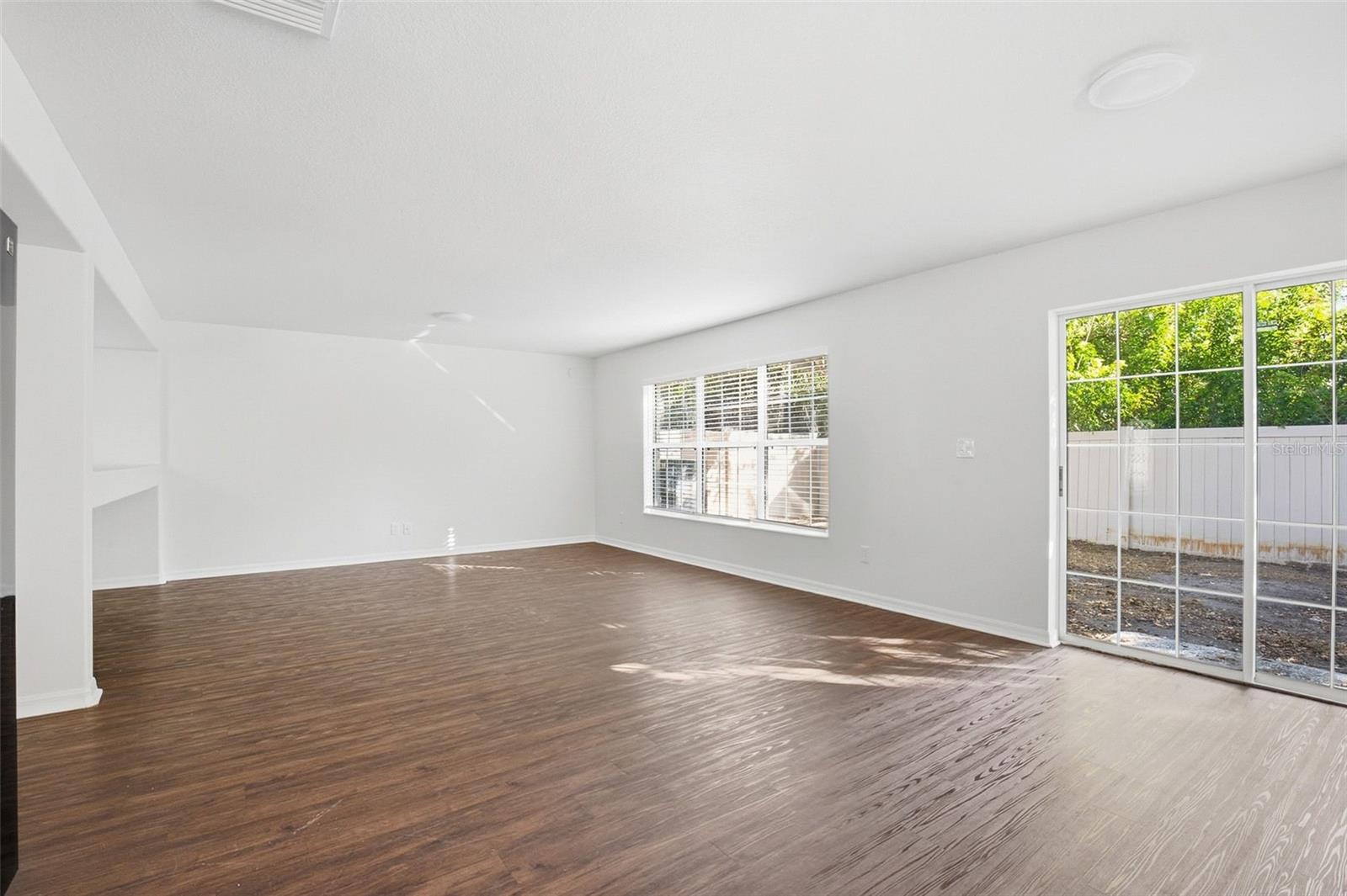 MAGNOLIA TRAILS - Residential