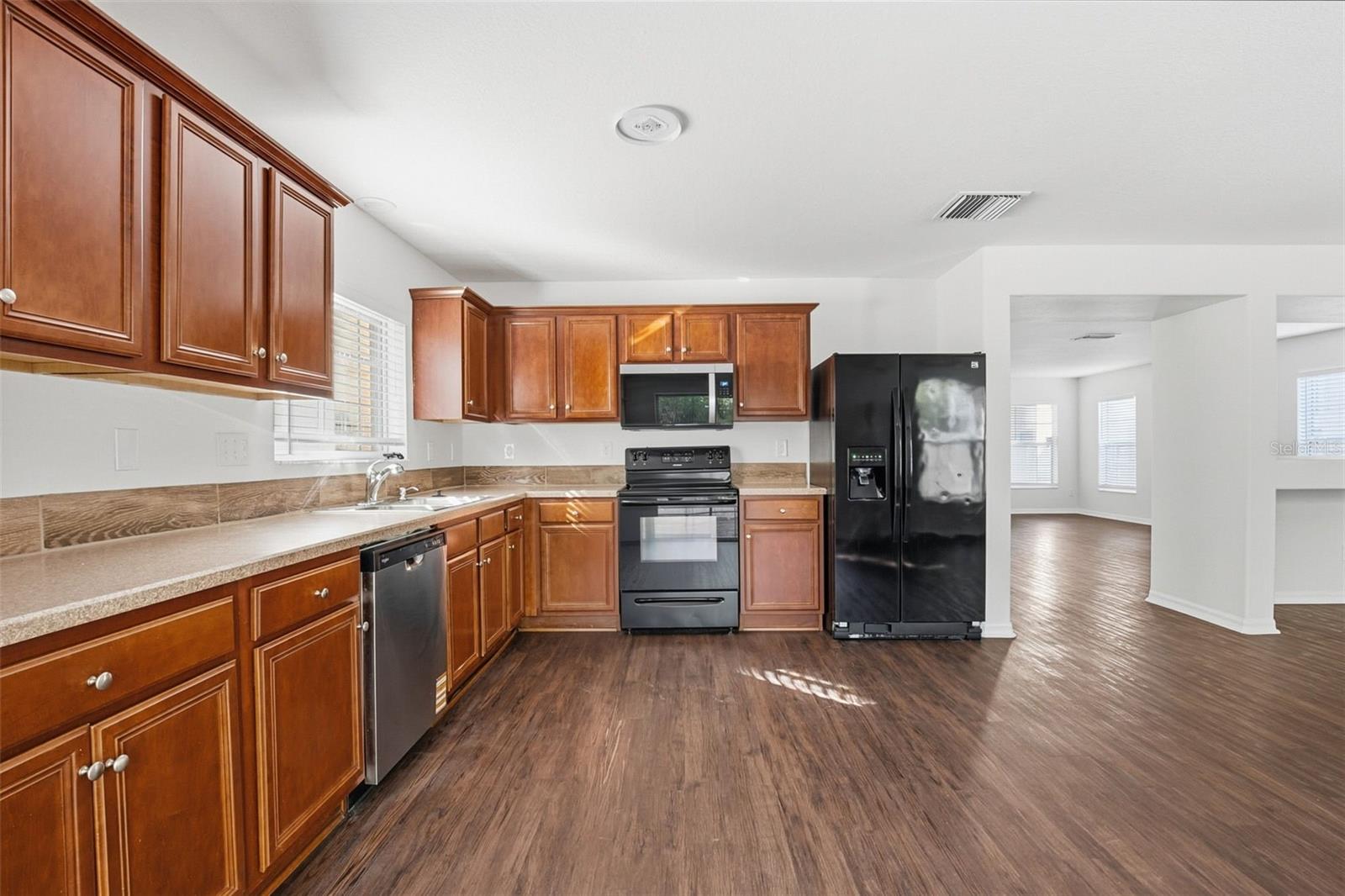 MAGNOLIA TRAILS - Residential