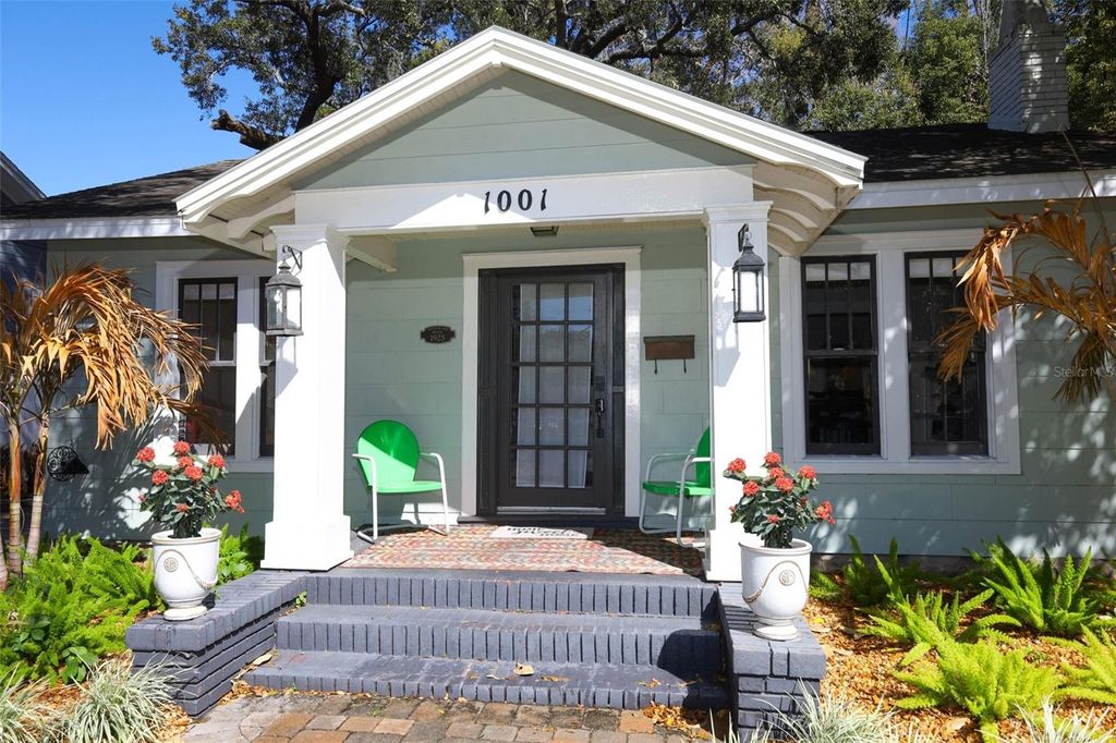 Photo of 1001 E Jefferson Street, Orlando, FL 32801 (MLS # O6385381)