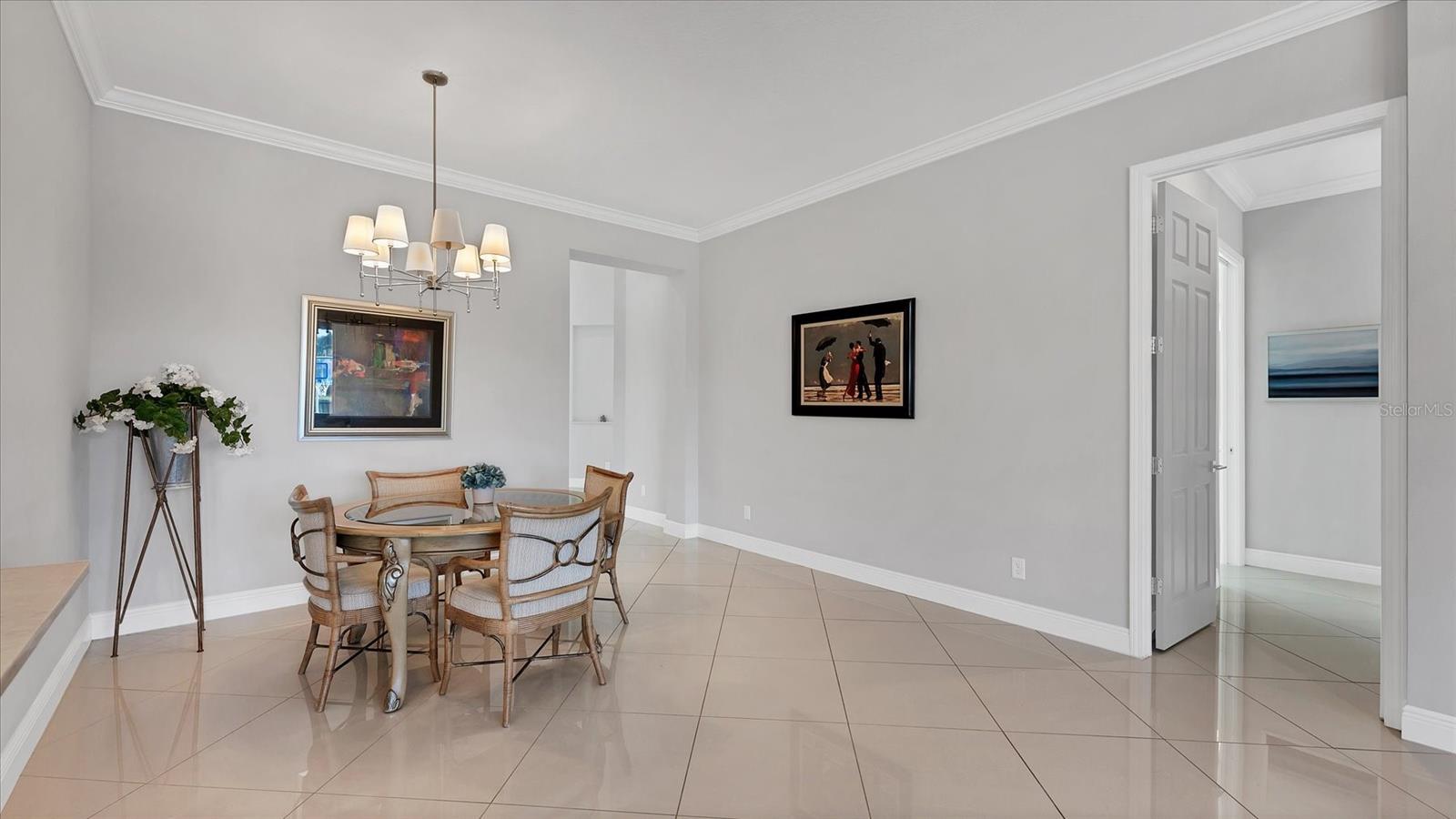 LEGENDS BAY - Residential